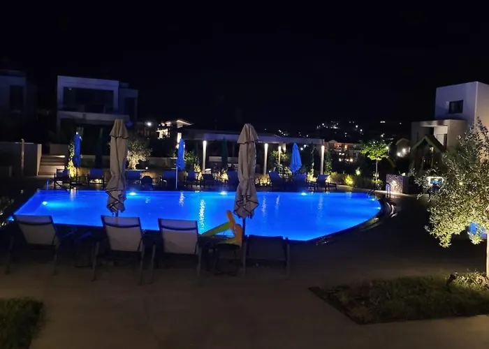 Luxury Olea Valley ניקיטי