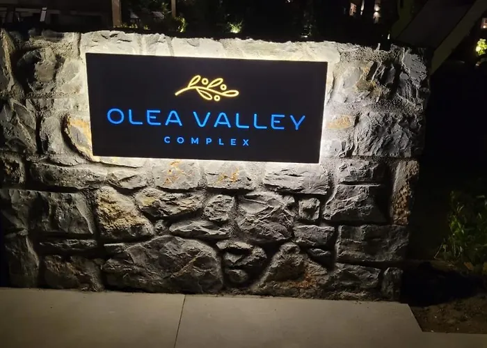 Luxury Olea Valley